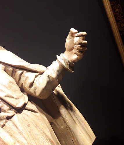 XVIe siècle et avant - Madone en bois sculpté du XVIe siècle
